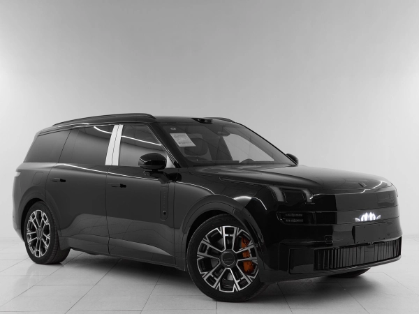 Lynk & Co 900, I фото №3