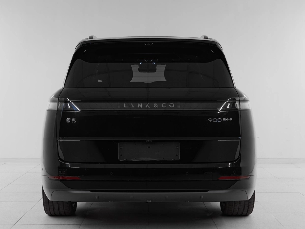 Lynk & Co 900, I фото №5