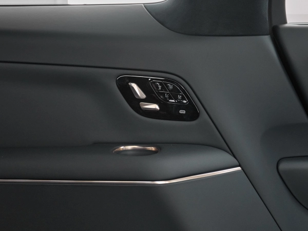 Lynk & Co 900, I фото №27