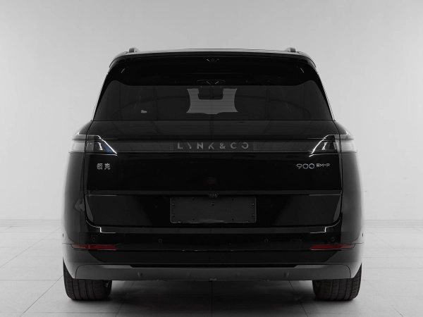 Lynk & Co 900, I фото №5