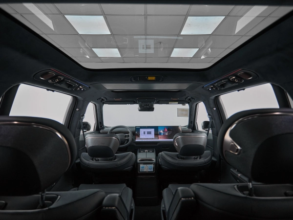 Lynk & Co 900, I фото №7