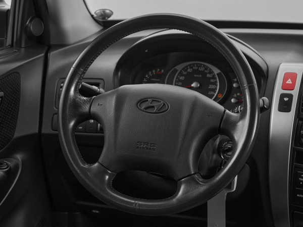 Hyundai Tucson, I фото №10