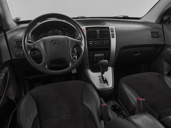 Hyundai Tucson, I фото №7