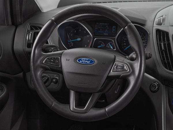Ford Kuga, II Рестайлинг фото №10