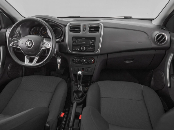 Renault Logan, II Рестайлинг фото №9