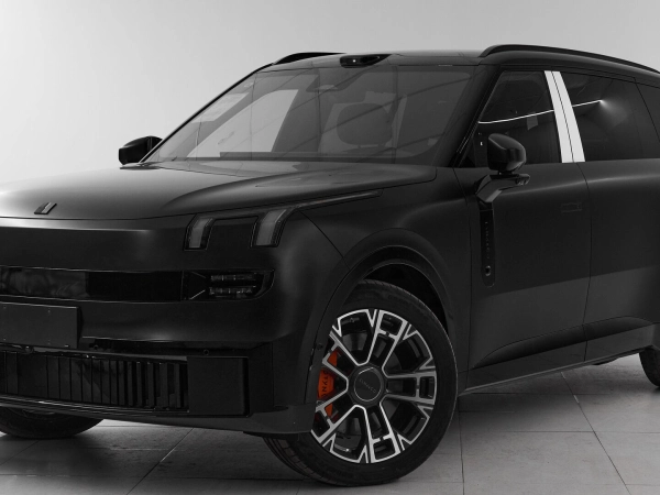 Lynk & Co 900, I фото №1