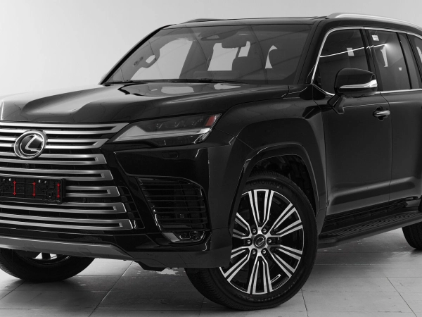 Lexus LX, IV фото №1