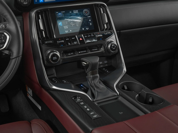 Lexus LX, IV фото №17