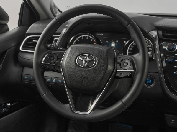 Toyota Camry, VIII (XV70) фото №10