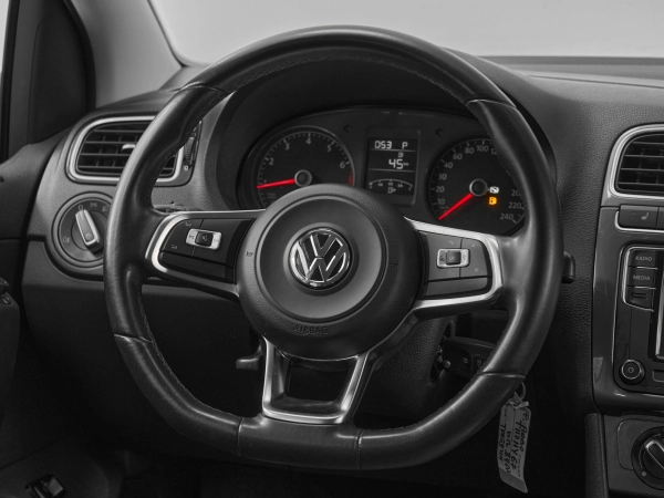 Volkswagen Polo, V Рестайлинг фото №10