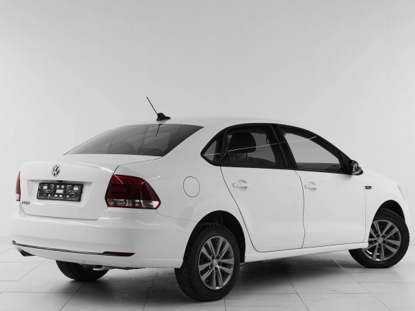 Volkswagen Polo, V Рестайлинг фото №6