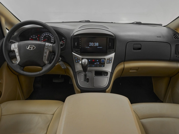 Hyundai H-1, II Рестайлинг 2 фото №8