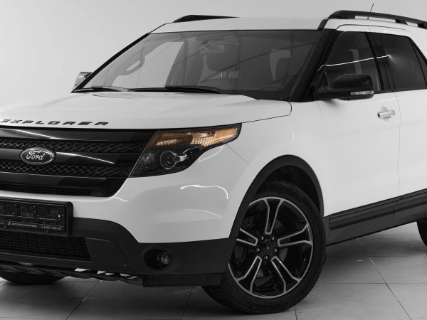 Ford Explorer, V фото №22