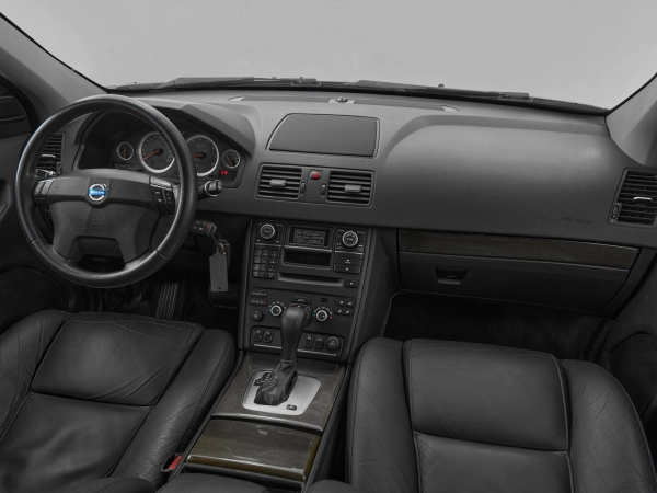 Volvo XC90, I Рестайлинг фото №9