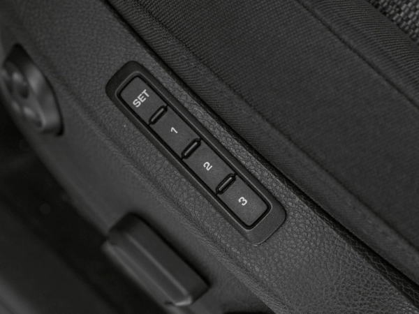 Volkswagen Passat, B7 фото №16