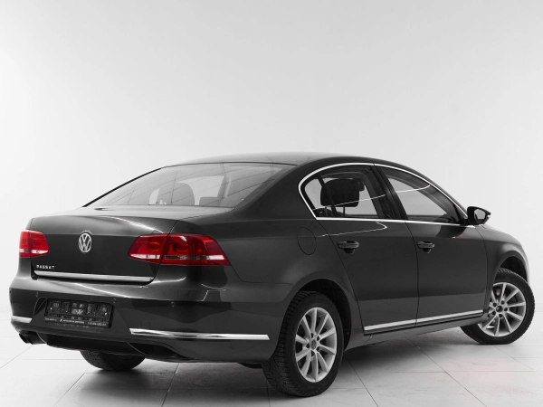 Volkswagen Passat, B7 фото №6