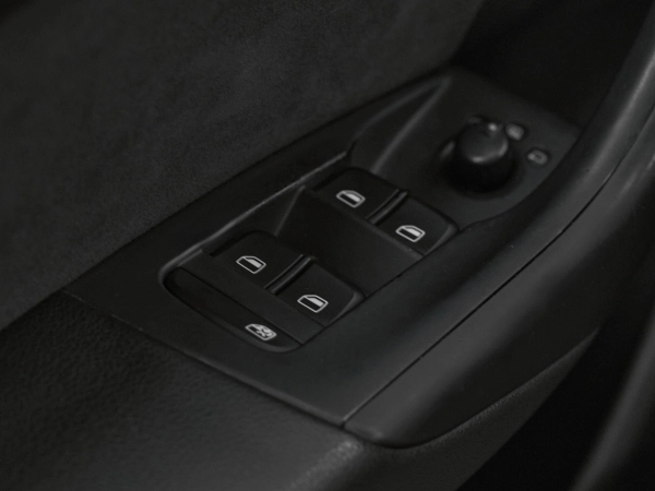 Audi Q3, I (8U) фото №11