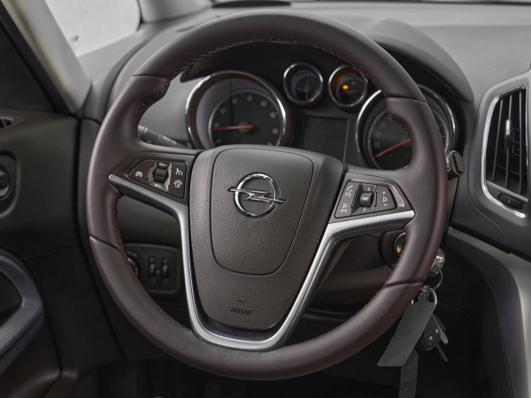 Opel Zafira, C фото №10