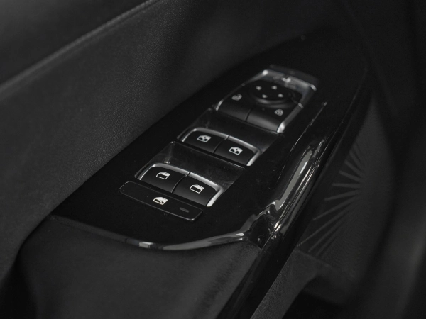 Kia K5, III фото №14