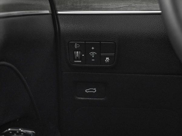 Kia K5, III фото №15