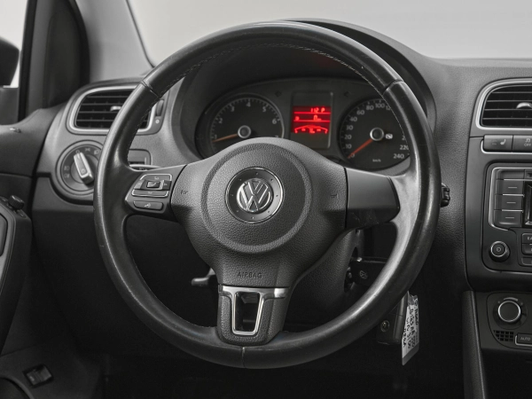 Volkswagen Polo, V фото №10