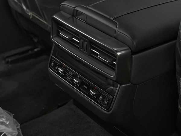 Lexus LX, IV фото №28