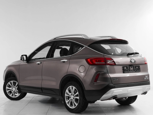 FAW Besturn X80, I Рестайлинг фото №4