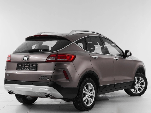 FAW Besturn X80, I Рестайлинг фото №6