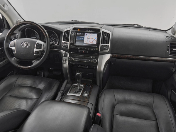 Toyota Land Cruiser, 200 Series Рестайлинг 1 фото №10