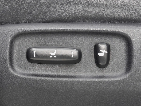 Toyota Land Cruiser, 200 Series Рестайлинг 1 фото №19
