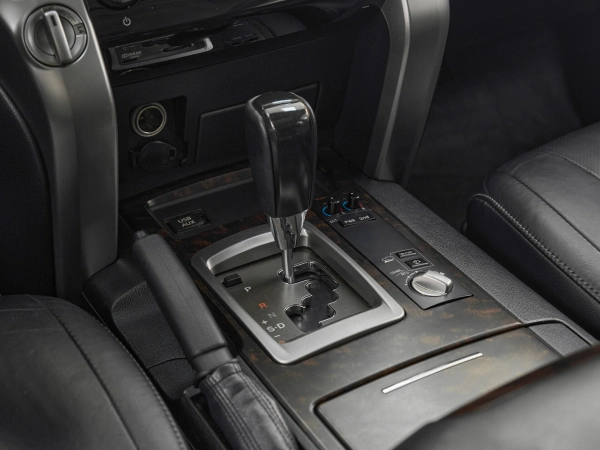 Toyota Land Cruiser, 200 Series Рестайлинг 1 фото №23