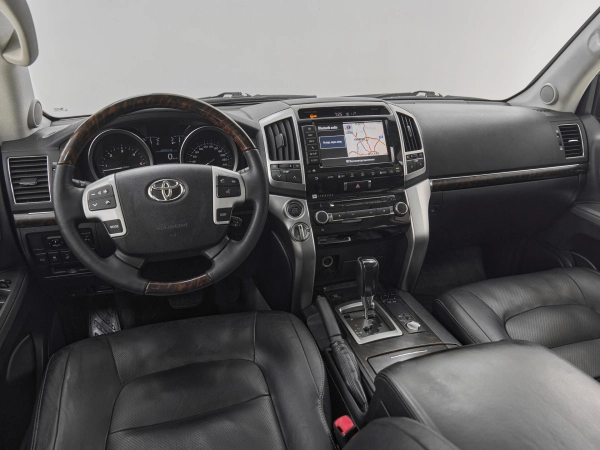 Toyota Land Cruiser, 200 Series Рестайлинг 1 фото №8