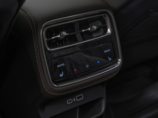 Geely Monjaro, I Рестайлинг 2 фото №20