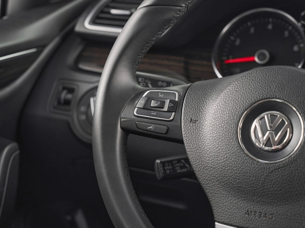 Volkswagen Passat CC, I Рестайлинг фото №11