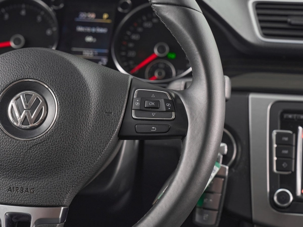 Volkswagen Passat CC, I Рестайлинг фото №12