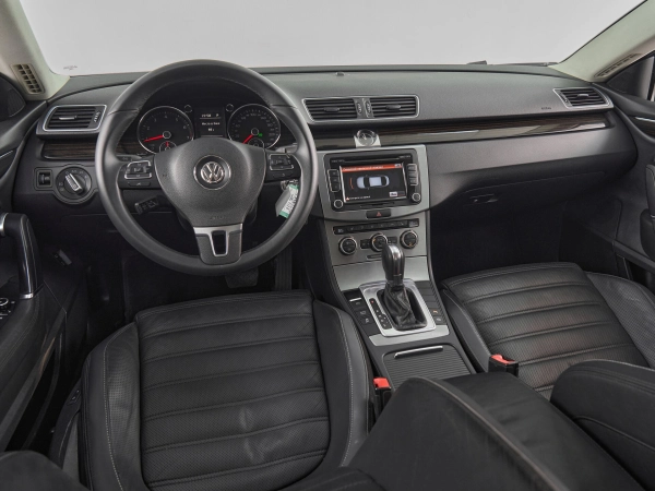 Volkswagen Passat CC, I Рестайлинг фото №7