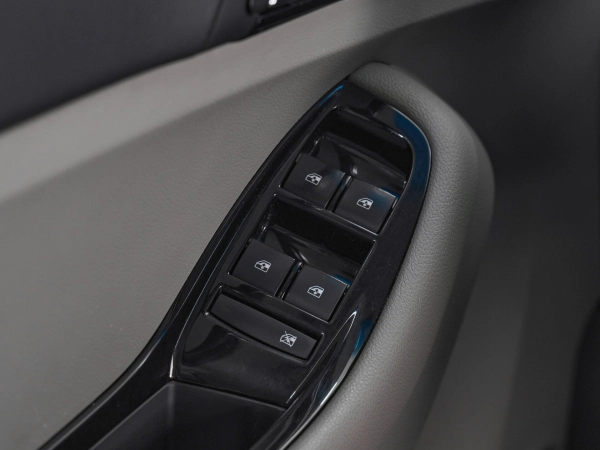 Chevrolet Orlando, I фото №12