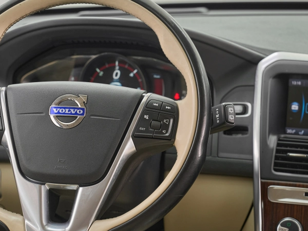 Volvo XC60, I Рестайлинг фото №12