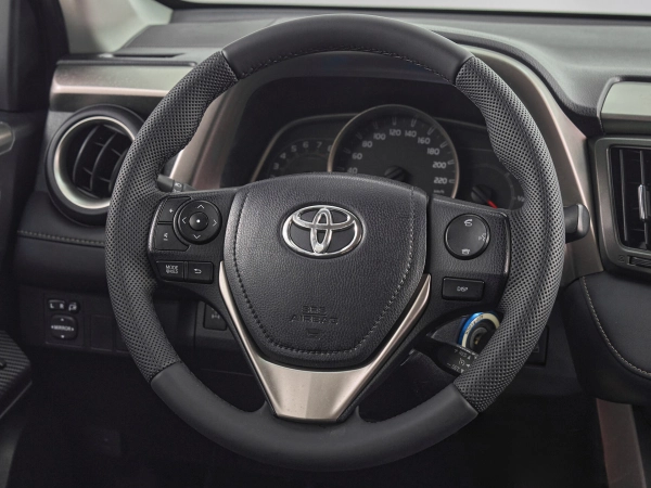 Toyota RAV4, IV (XA40) фото №10