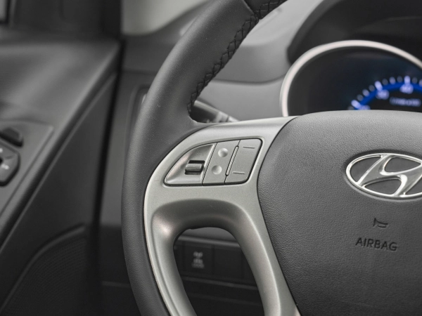 Hyundai ix35, I фото №11