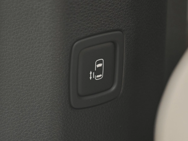 Kia Carnival, IV Рестайлинг фото №28