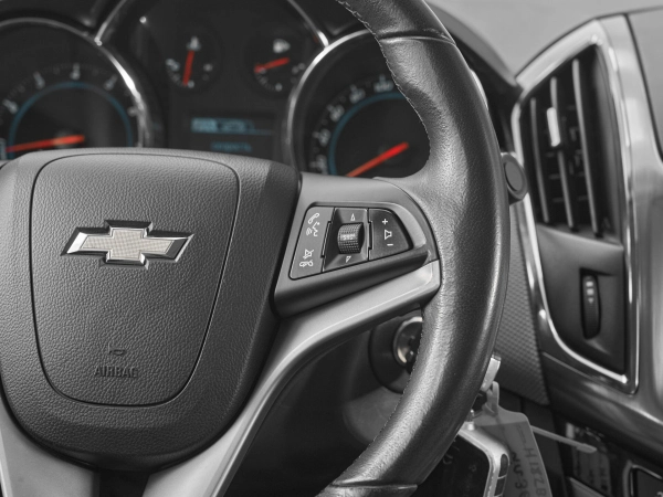 Chevrolet Cruze, I Рестайлинг фото №12