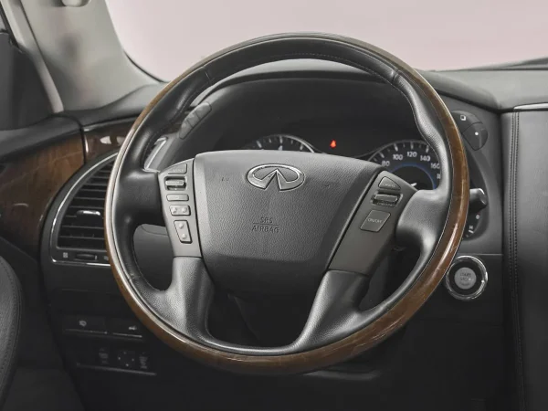 Infiniti QX56, II фото №11
