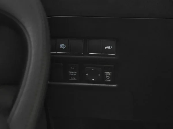 Infiniti QX56, II фото №16