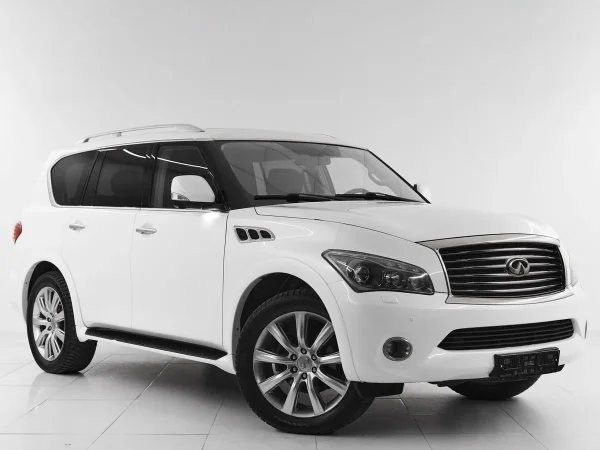 Infiniti QX56, II фото №3