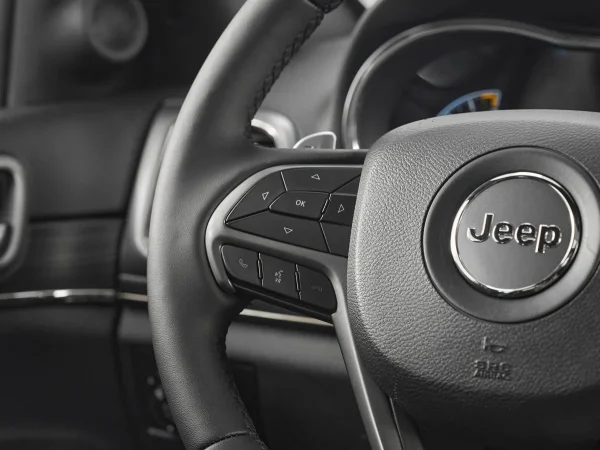 Jeep Grand Cherokee, IV (WK2) Рестайлинг фото №12