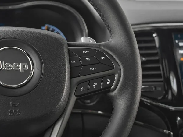 Jeep Grand Cherokee, IV (WK2) Рестайлинг фото №13