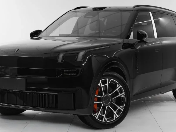 Lynk & Co 900 фото №1