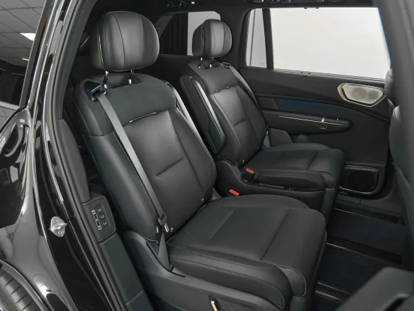 Lynk & Co 900 фото №21