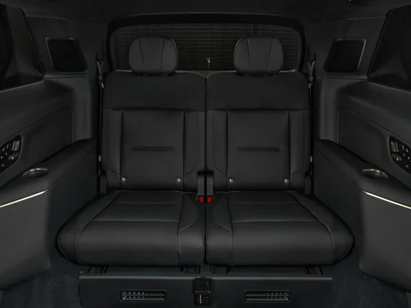 Lynk & Co 900 фото №27